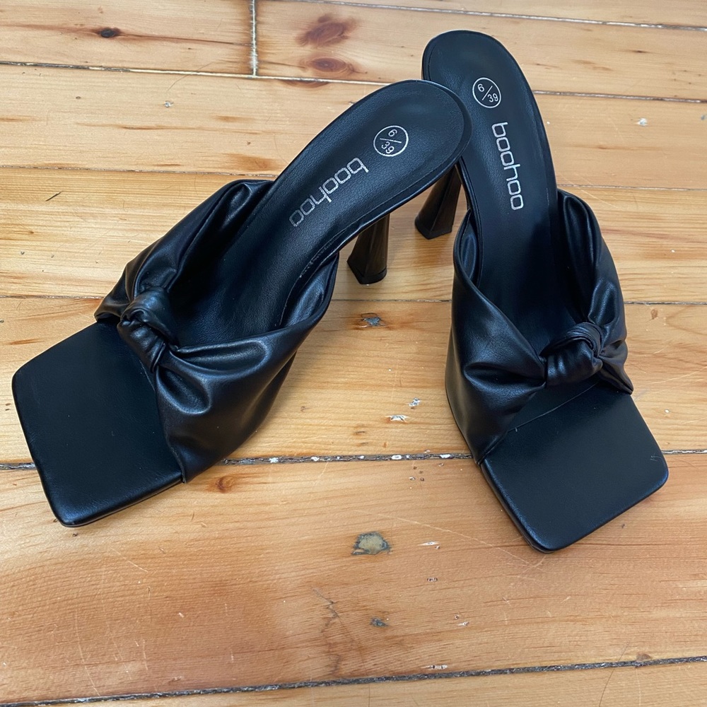 Boohoo Mules NEW IN BOX